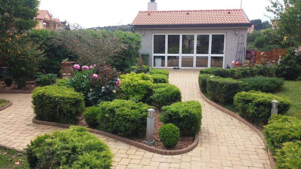 Apartments Meri Ližnjan Εξωτερικό φωτογραφία